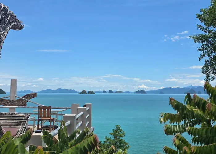 Esmeralda View Resort - Sha Extra Plus